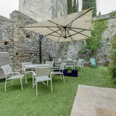 アパート Loft In Mit Terrasse By Interhome